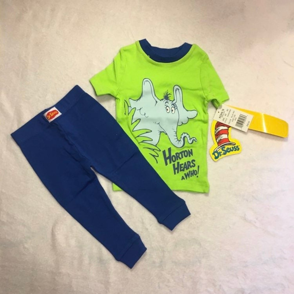 New dr‎ seuss Pajamas 12m